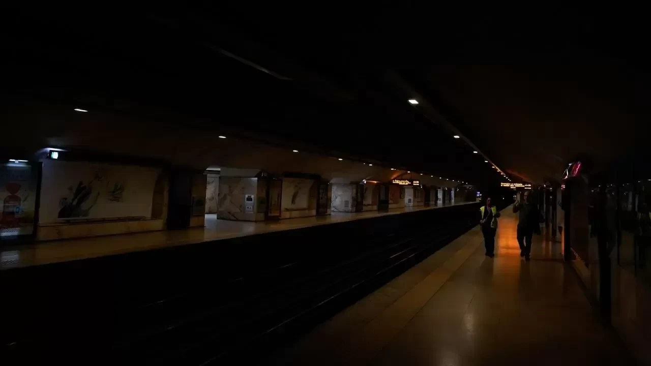 İspanya'da büyük elektrik kesintisi! Başbakan Sanchez: 'Kesin bilgi yok'