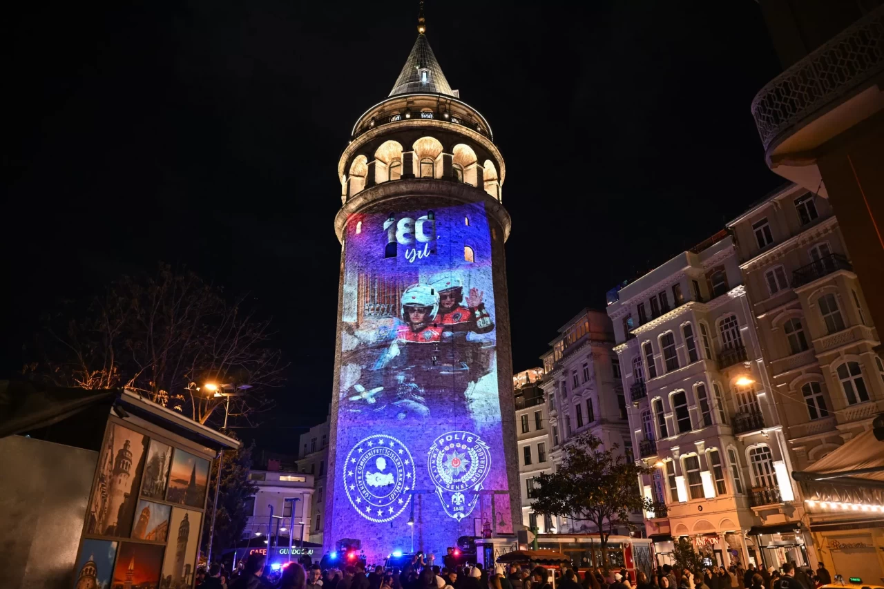 Türk Polis Teşkilatının 180. kuruluş yıl dönümü etkinliği Galata Kulesi'nde yapıldı