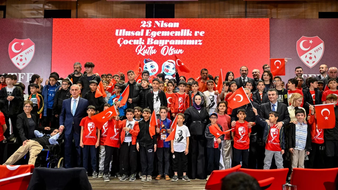 TFF’den 23 Nisan’a özel etkinlik: Riva’da çocuklarla bayram coşkusu