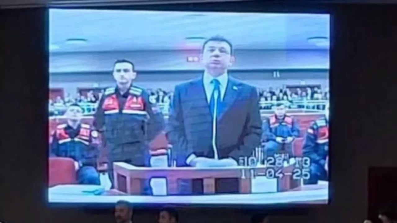 Tutuklu Ekrem İmamoğlu'un yargılandığı mahkemeden ilk görüntü