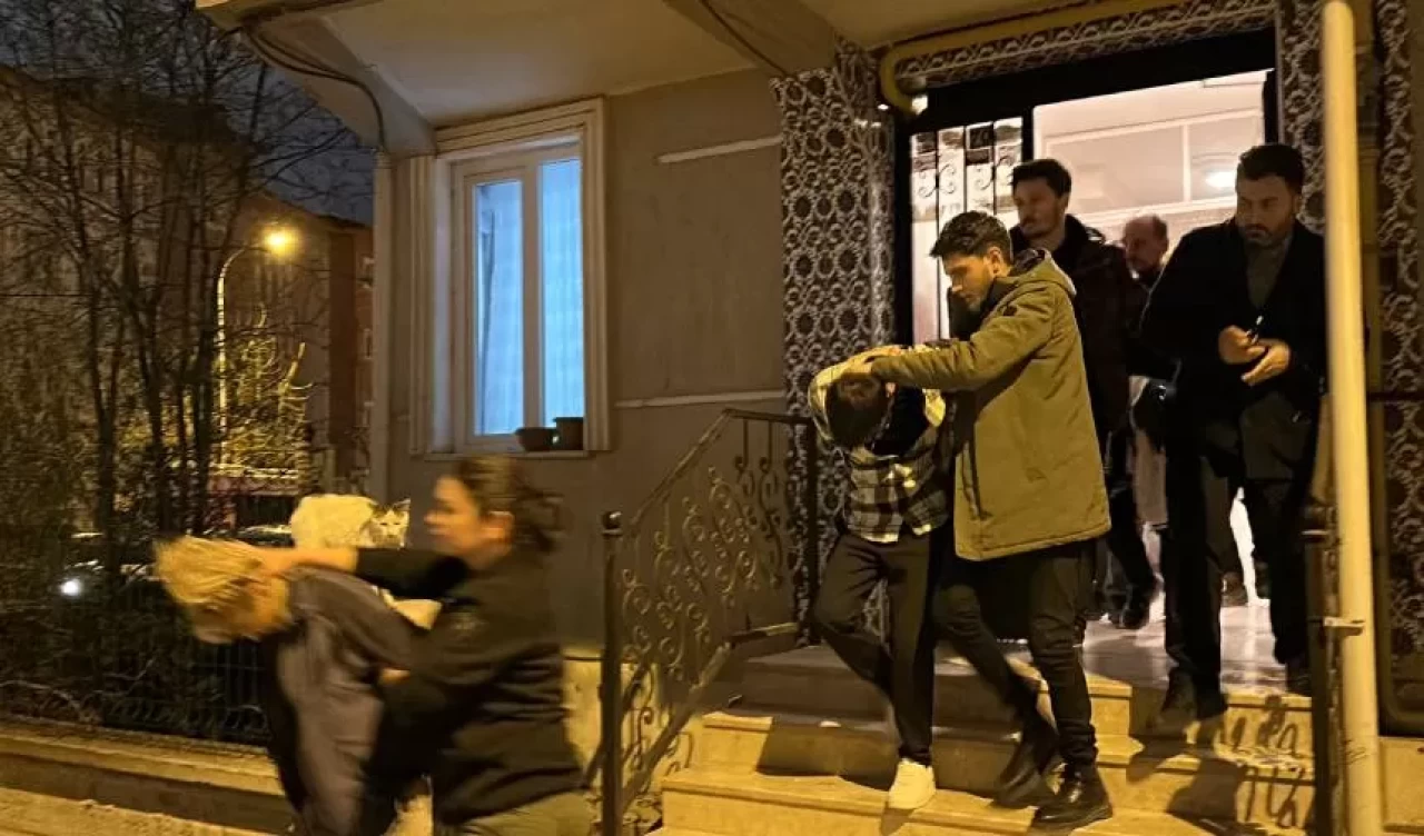 Polisi görünce kaçıp, kendisini eve kilitledi