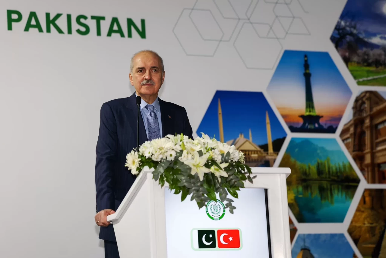 Numan Kurtulmuş: Türkiye ve Pakistan bölgelerinin parlayan iki yıldızı