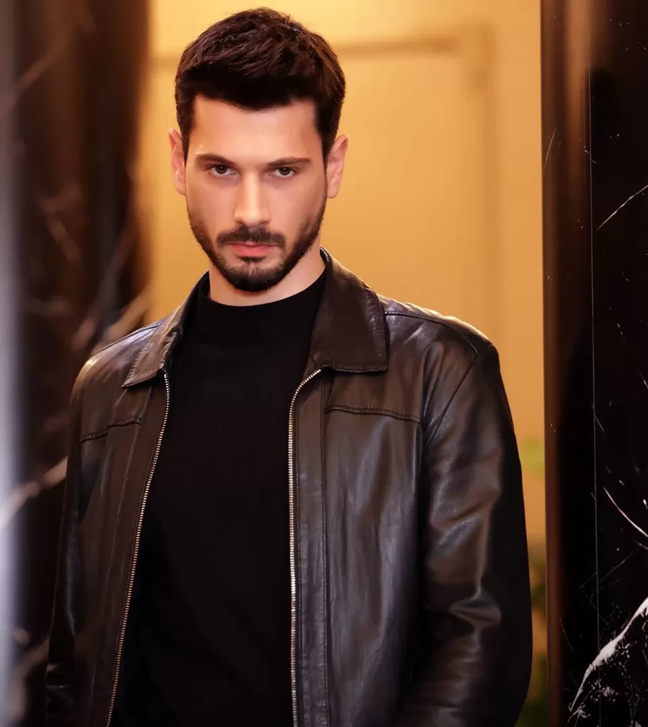 Hudutsuz Sevda ertelendi mi? Hudutsuz Sevda yeni bölüm neden yok?