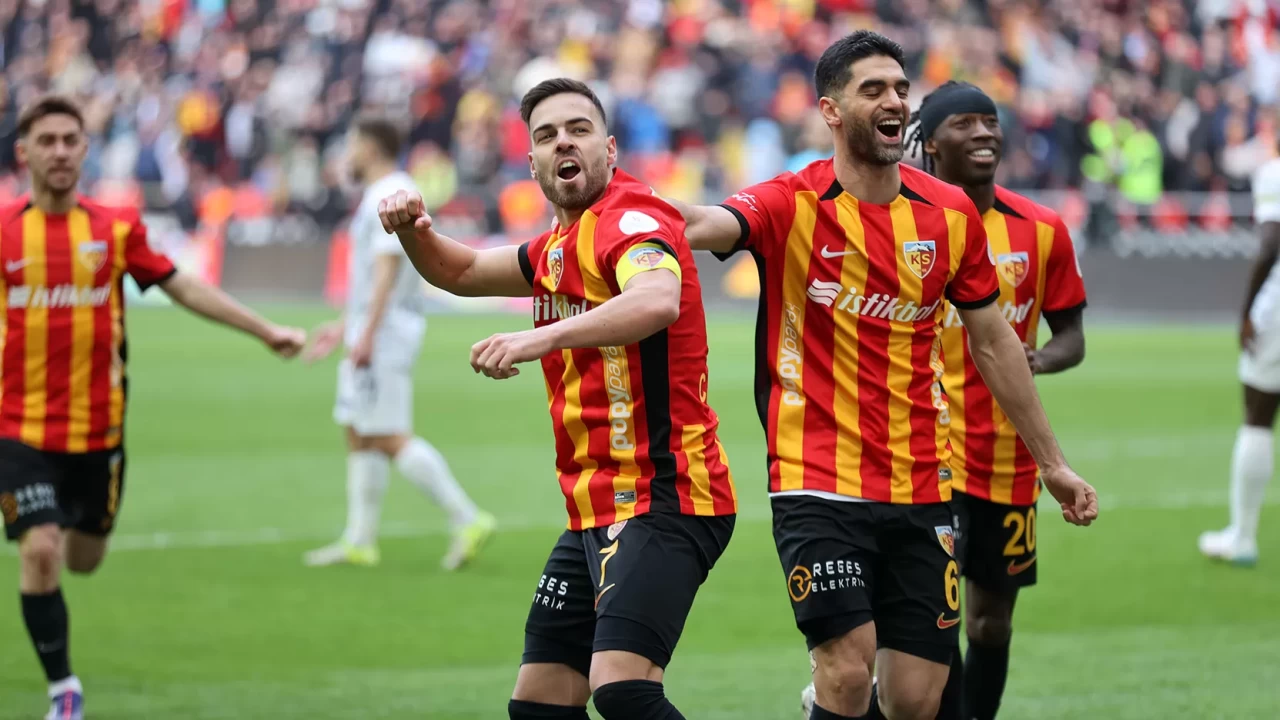 Kayserispor, Kasımpaşa'yı tek golle geçti! Süper Lig'de Kayserispor 1-0 Kasımpaşa maç sonucu