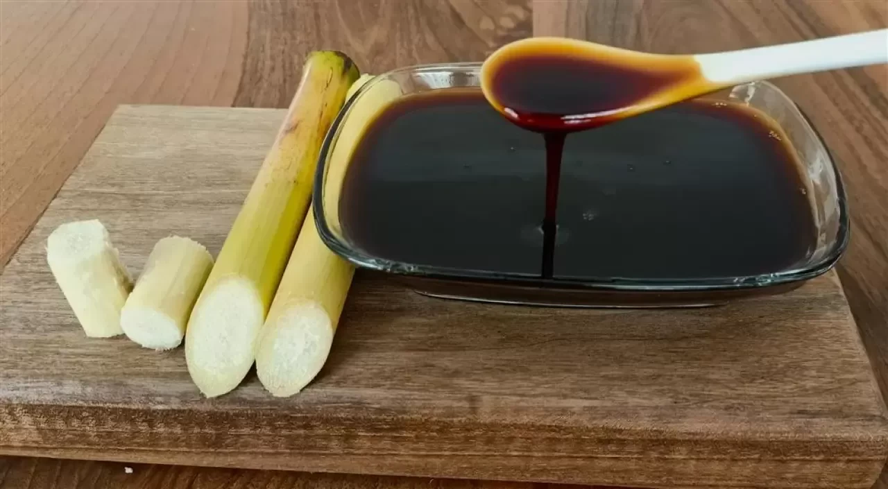 Düzce Şeker Kamışı Pekmezi: Doğal Tat ve Enerji Kaynağı