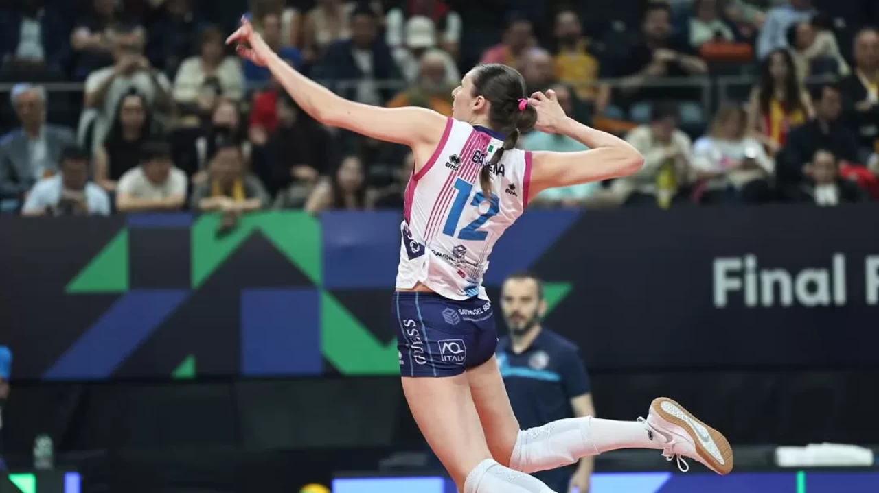 Sultanlar Ligi’nin yeni ekibi Göztepe Kadın Voleybol Takımı, Kara Bajema’yı kadrosuna kattı