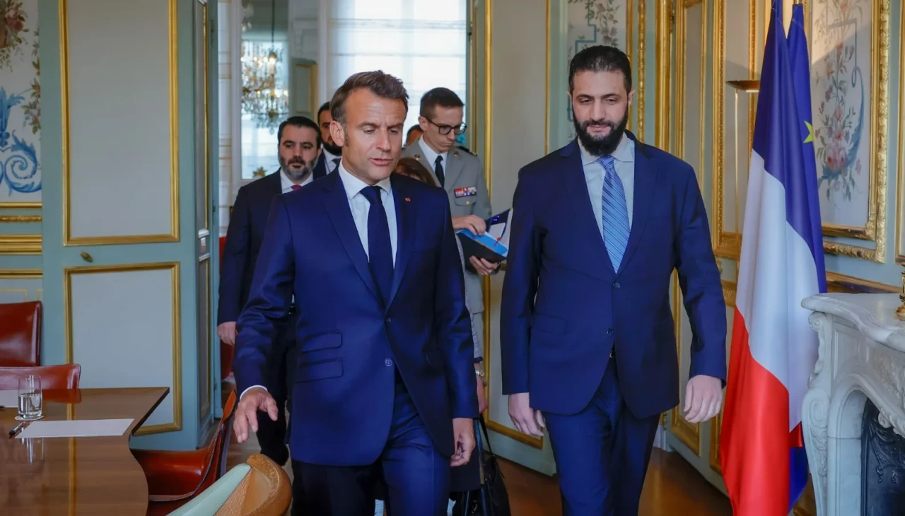 Macron'dan Suriye mesajı: Yaptırımlar kademeli olarak kaldırılacak