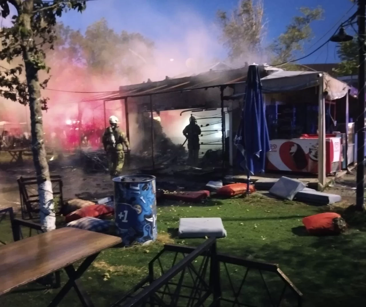 Silivri'de kafede yangın çıktı: Hasar büyük!