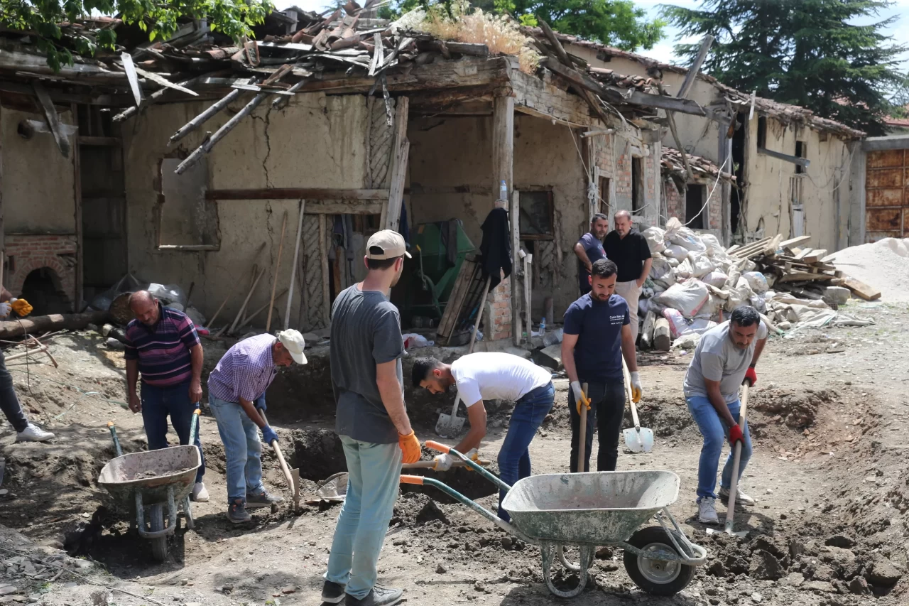 Tokat'ta mozaik bulunan alanda kazı çalışması başlatıldı