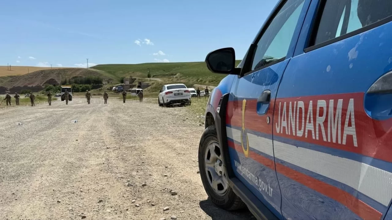 Diyarbakır'da vahşet! Baba ve 15 yaşındaki oğlunun yanmış cesedi bulundu