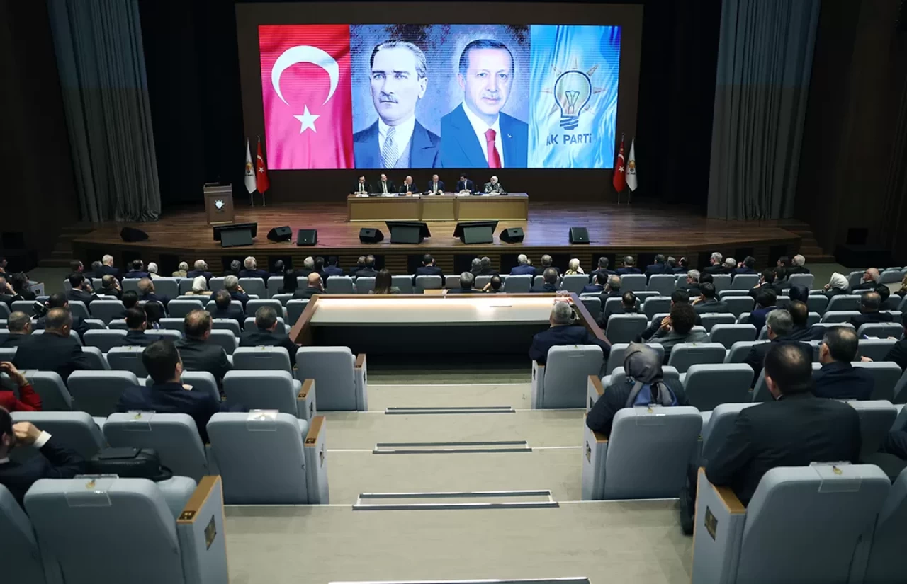 AK Parti MKYK toplandı