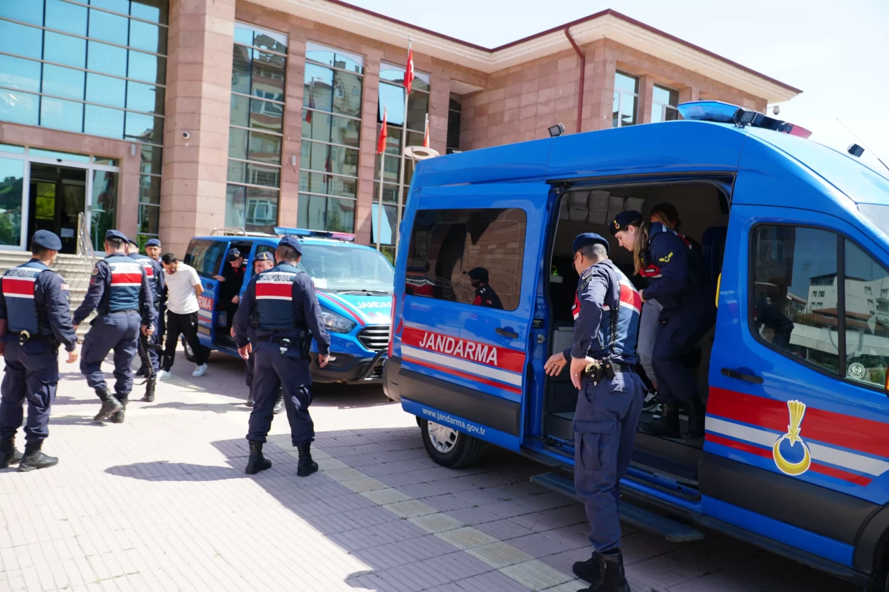 Çorum'da 1 zanlı uyuşturucu ticaretinden tutuklandı