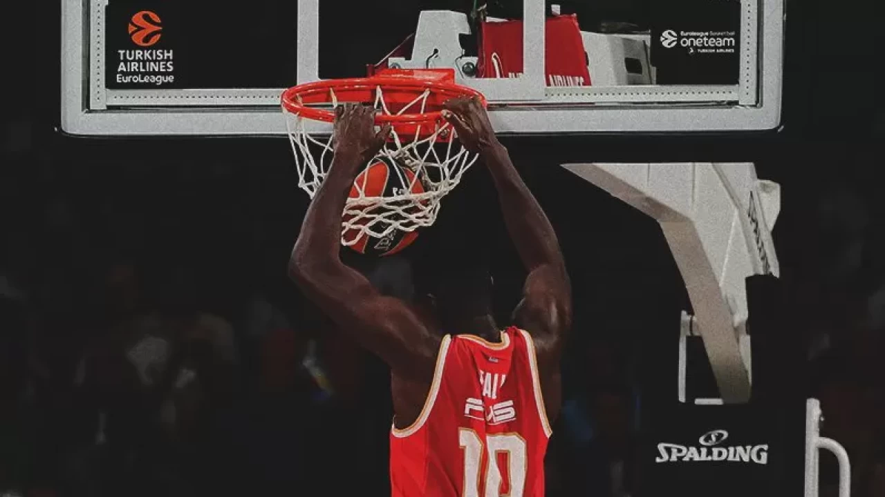 Olympiakos EuroLeague’de Real Madrid’i eleyerek Dörtlü Final'e yükseldi! Maç sonucu: Real Madrid 84-86 Olympiakos