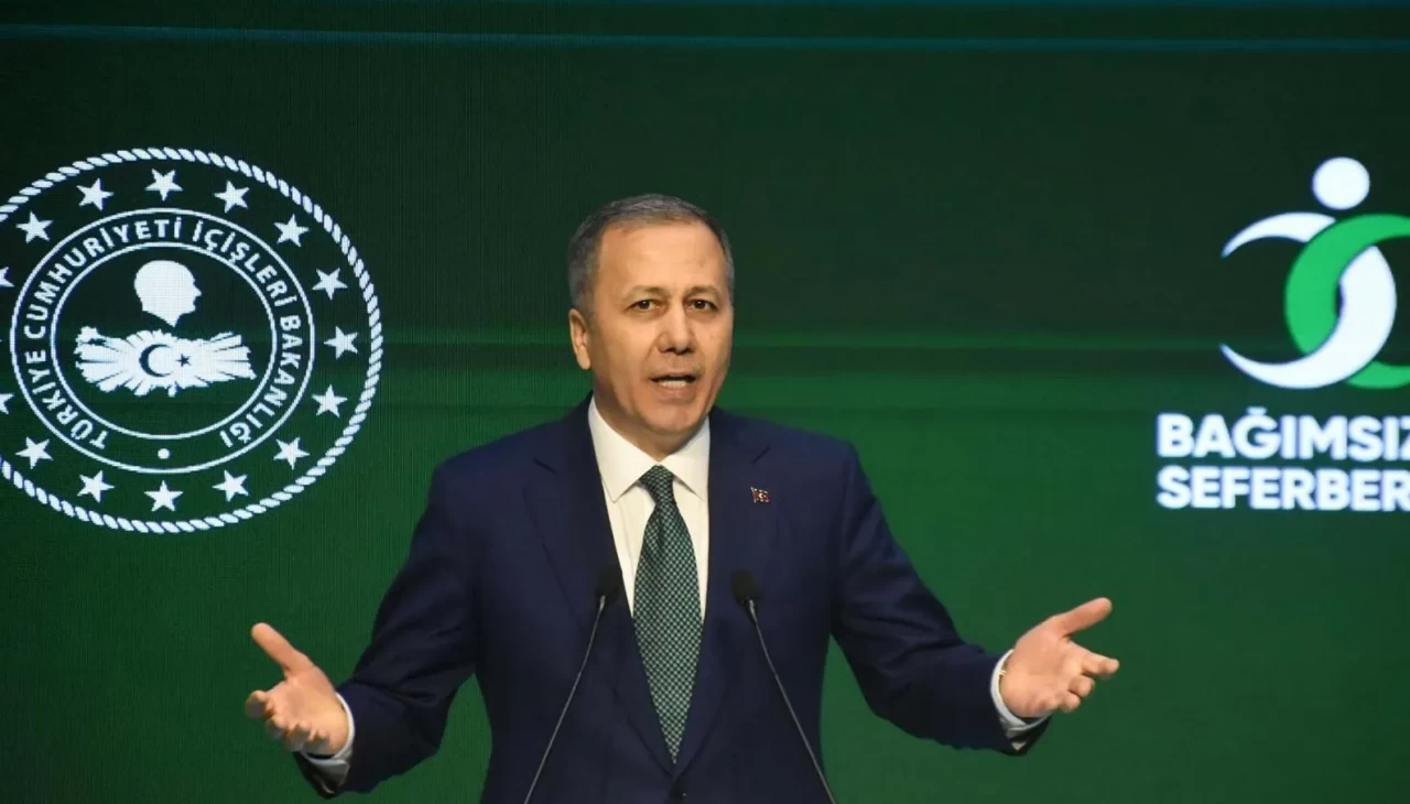 Bakan Yerlikaya İzmir’de duyurdu! Ege’de seferberlik başladı