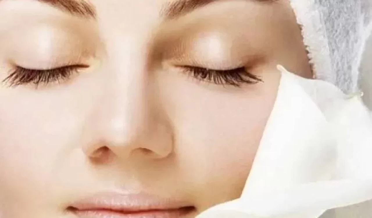 pH dengesi ve pürüzsüz bir cilt için ipuçları