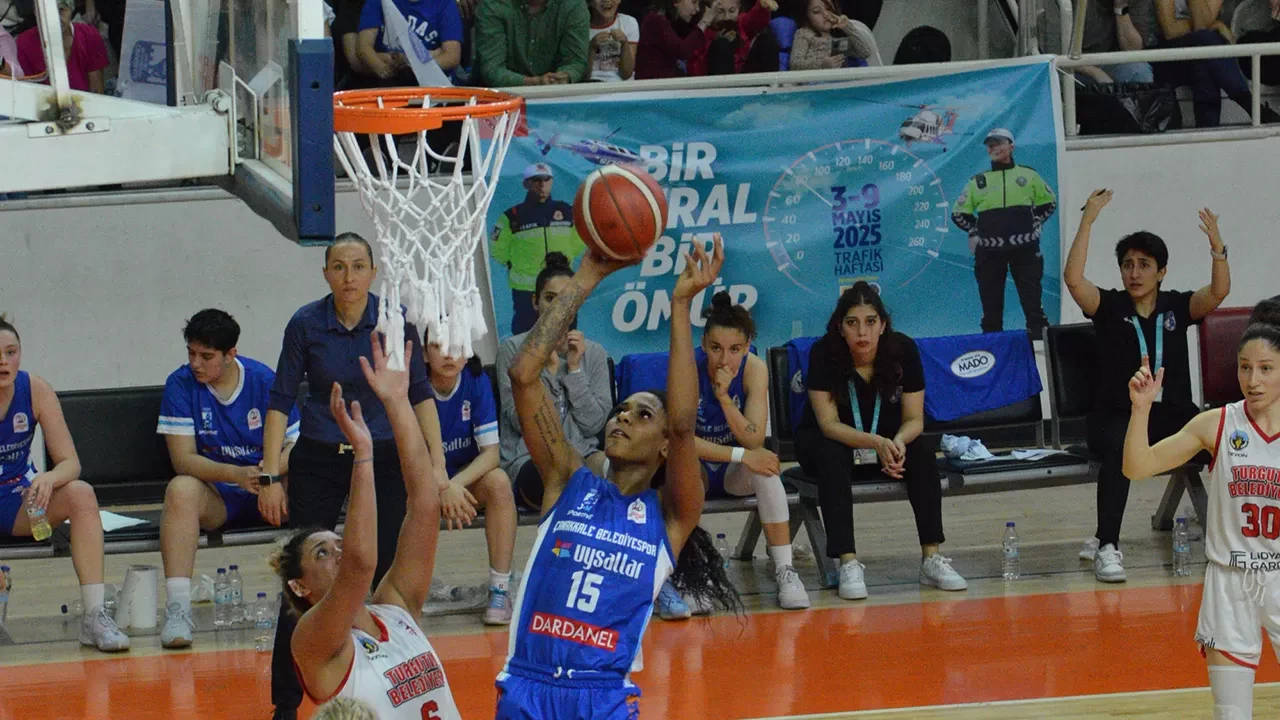 Çanakkale Belediyespor seride durumu 2-0’a getirdi | Kadınlar Basketbol Ligi final serisinde Çanakkale Belediyespor 65-51 Turgutlu Belediyespor
