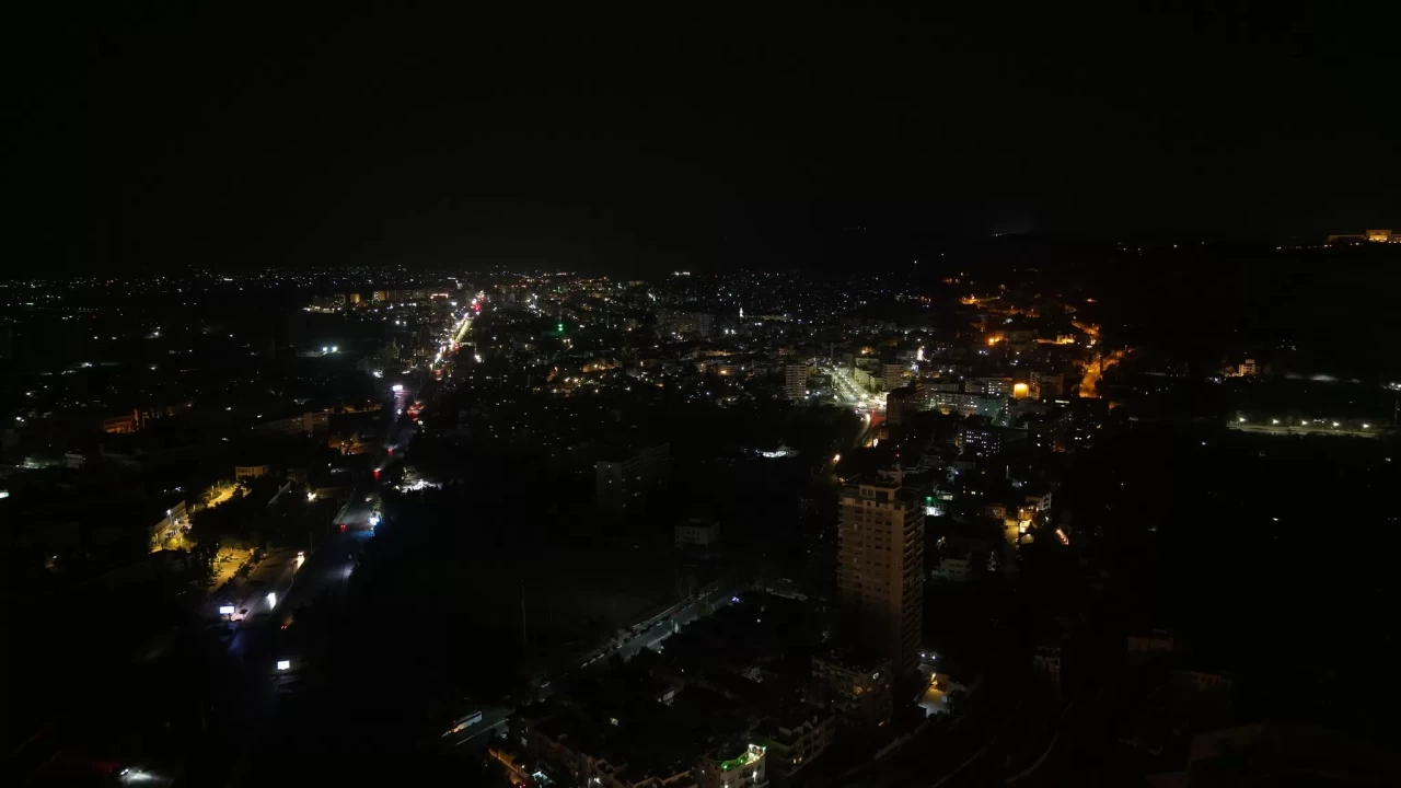 İsrail, Suriye'de hava saldırıları düzenledi