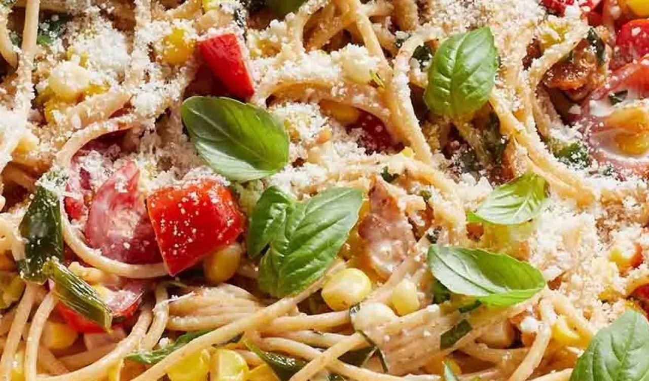 Metabolizmayı hızlandıran çörekotu ile fit makarna tarifi