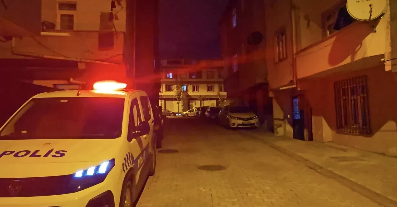 Sultanbeyli’de acı olay! Hafif ticari aracın üzerinden geçtiği 4 yaşındaki çocuk hayatını kaybetti