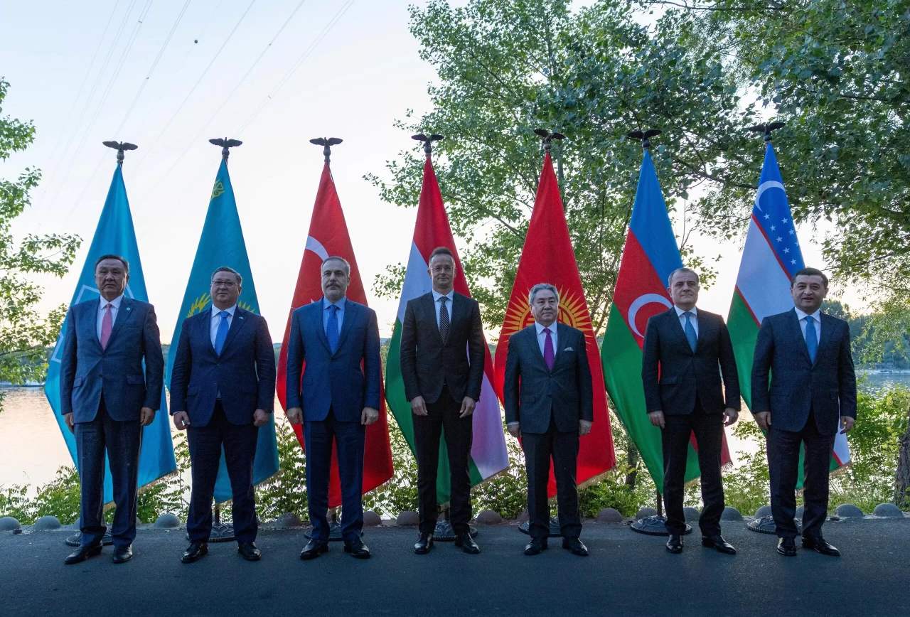 Dışişleri Bakanı Fidan, Macaristan'daki Türk Devletleri Teşkilatı toplantısında önemli temaslarda bulundu