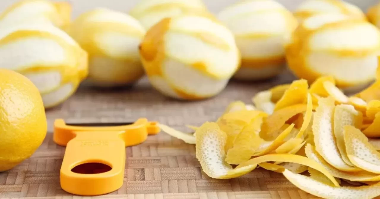 Limon kabuğunu sakın atmayın! İşte şaşırtıcı faydaları