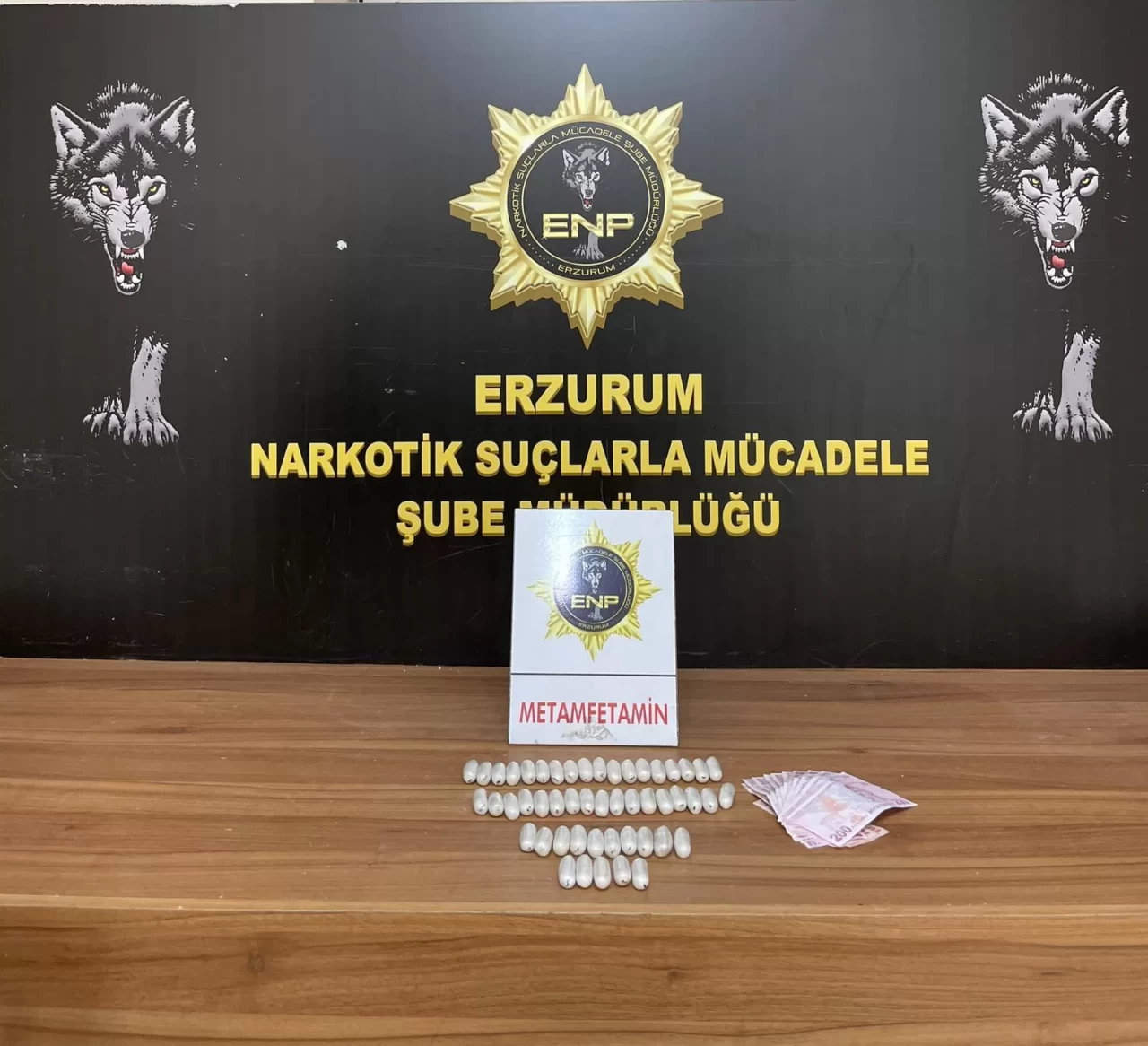 Erzurum'da uyuşturucu operasyonu :15 kilo 245 gram uyuşturucu ele geçirildi