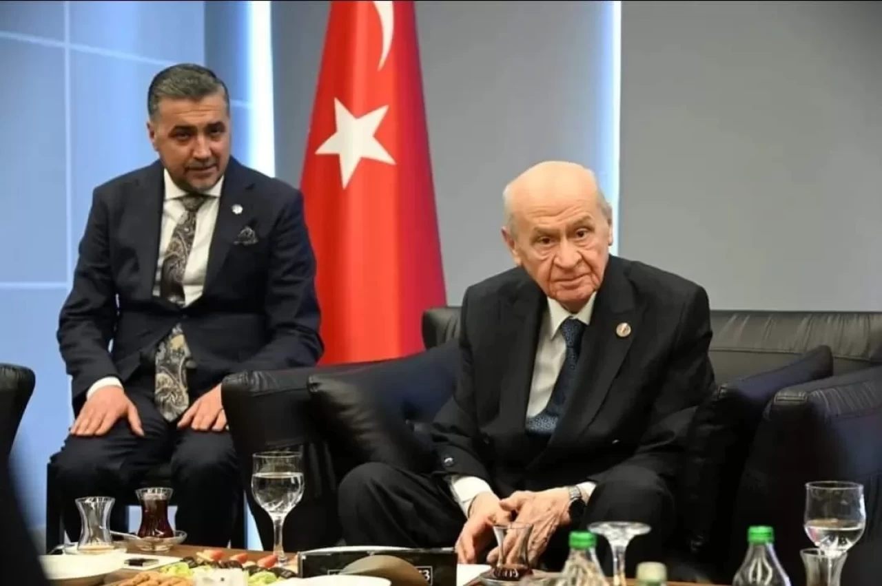 MHP'li Doğan'dan Özel'e cevap: Ne kadar çırpınırsa çırpınsın varacağı yer tarihin çöplüğü olacaktır