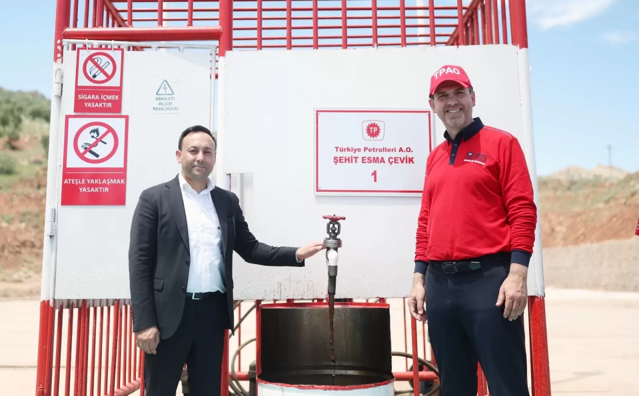 Bakan Bayraktar: "Enerjide merkez ülke olacağız"