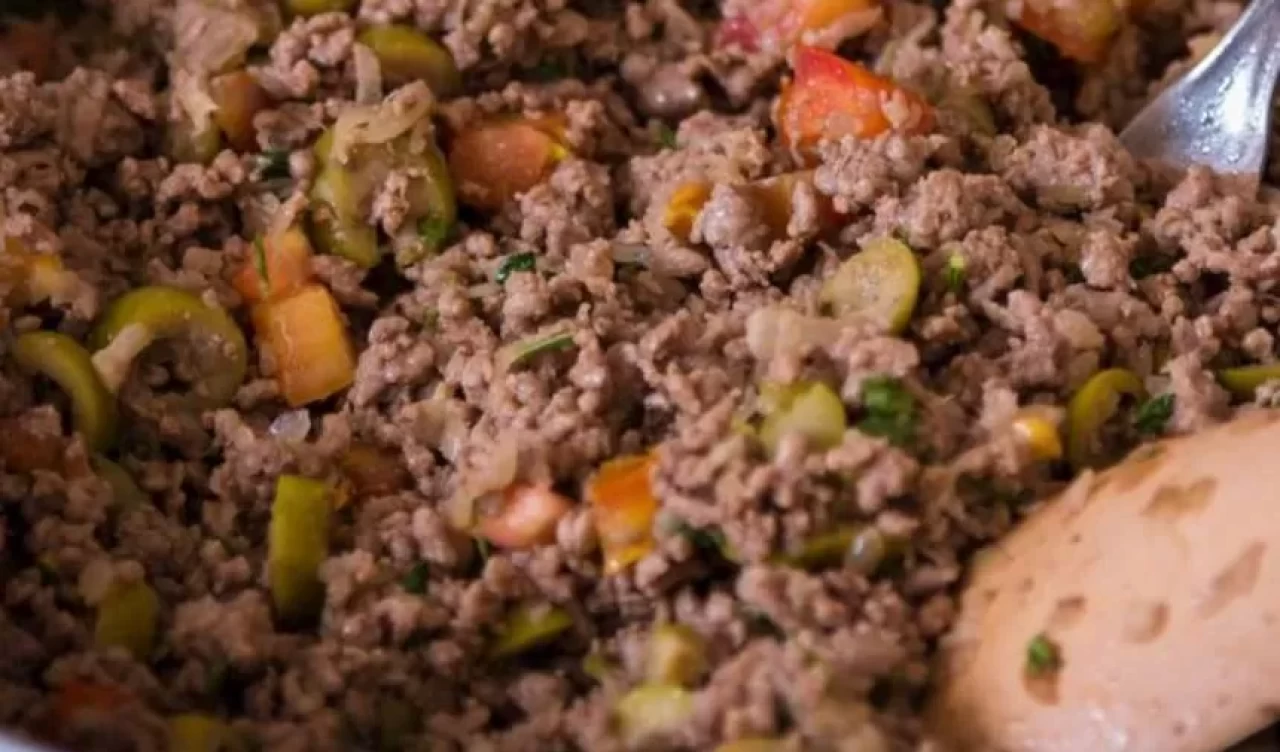 Yemek pişirirken kıyma kokusunu gideren 4 baharat