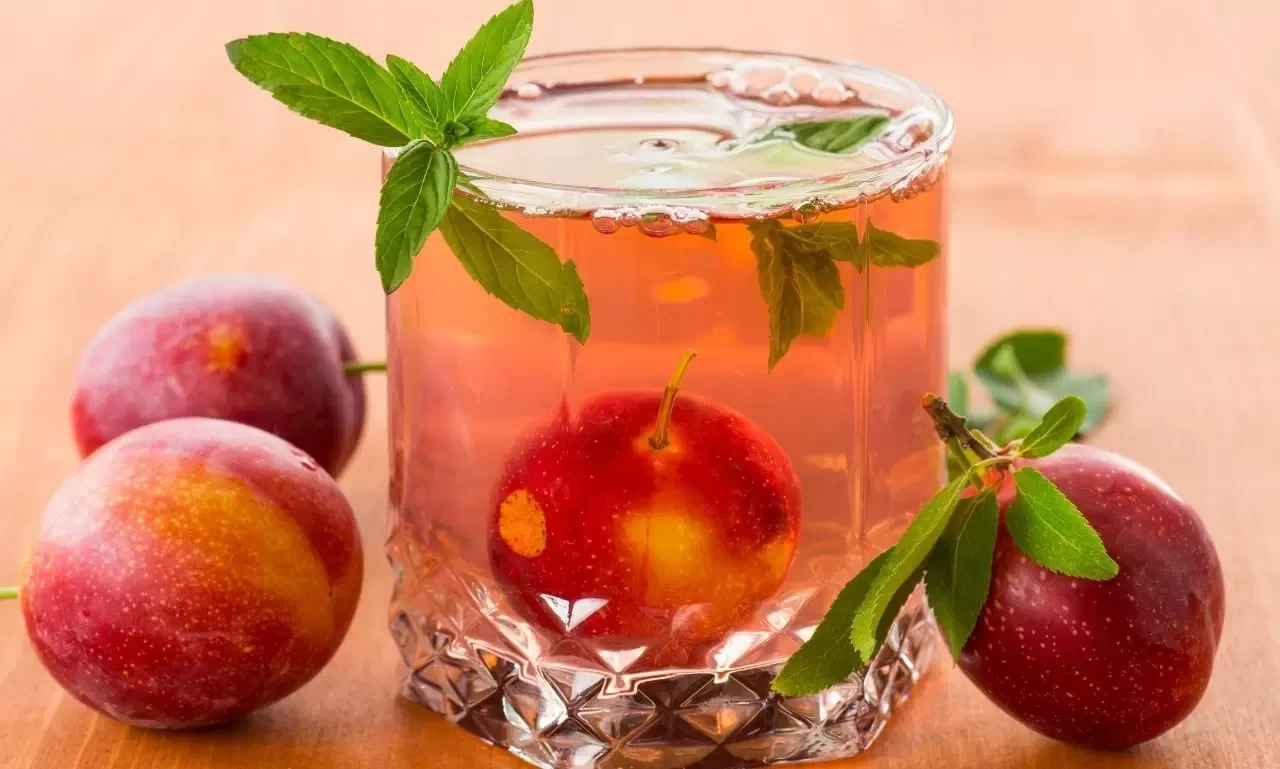 Erik Kompostosu Nasıl Yapılır? Yazın Doğal Serinletici İçeceği!