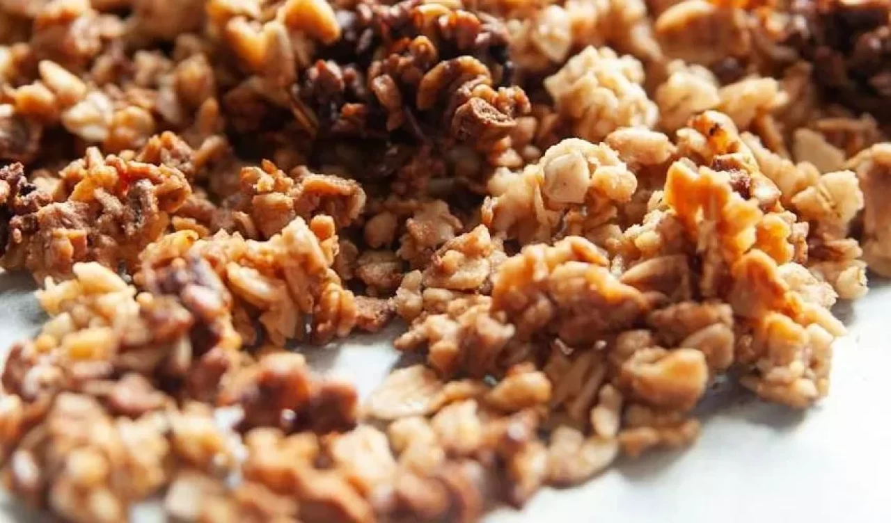 Güne zinde başlamak için granola tüketin! Kalp sağlığından kas gelişimine kadar etkili