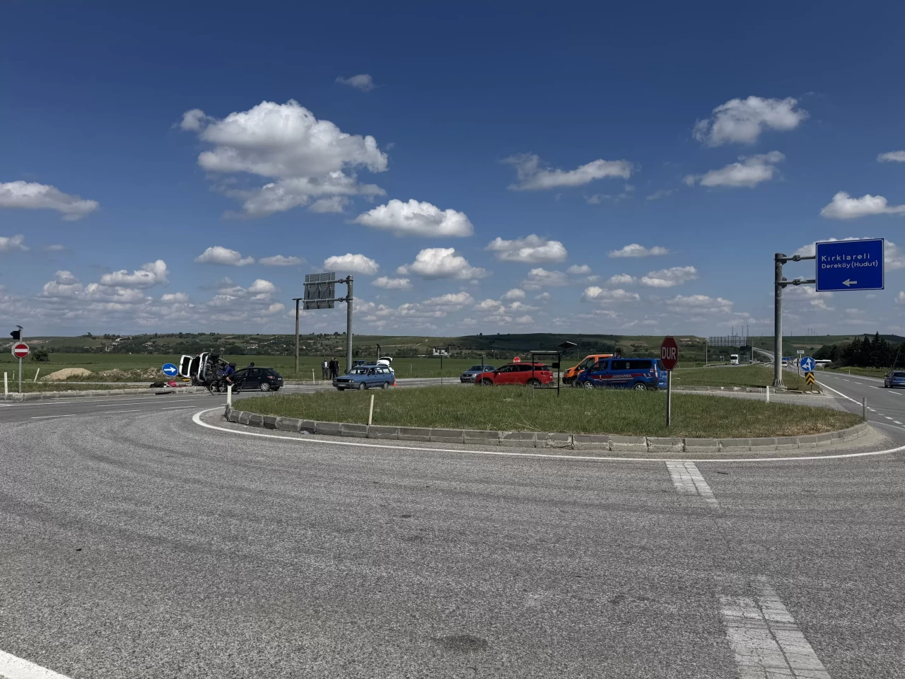 Edirne'de iki araç çarpıştı: 5 yaralı