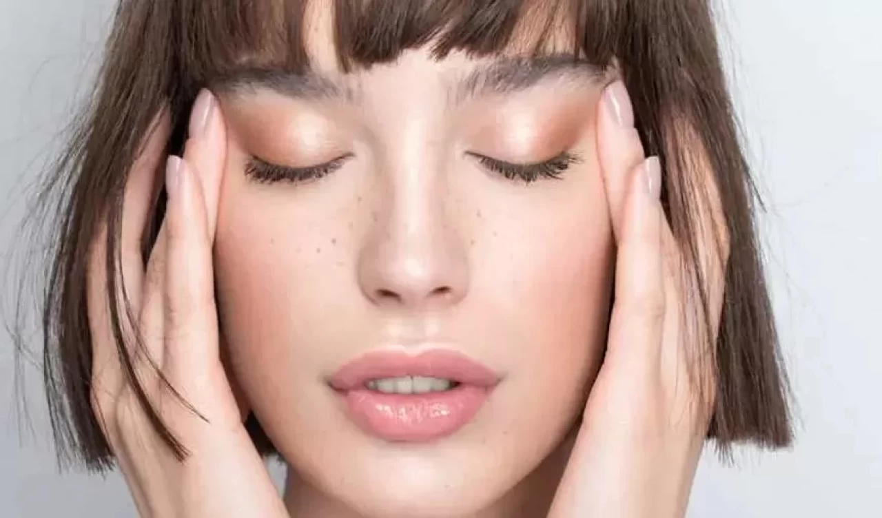 Ruh haliniz cildinize yansıyor! Erken yaşlanma belirtilerine karşı stres yönetimi