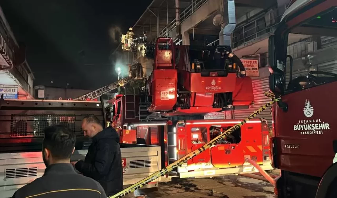 Zeytinburnu’nda iş yerinde korkutan yangın