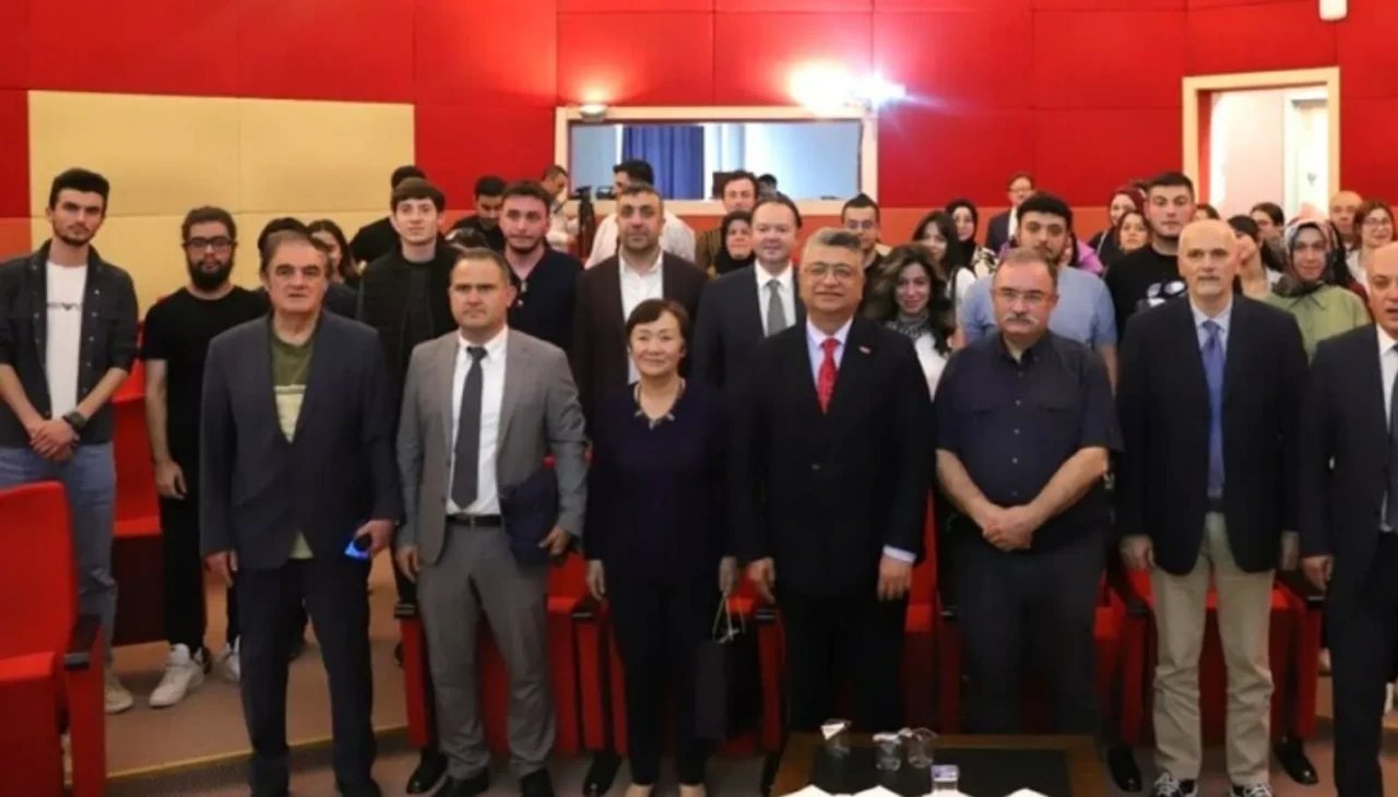Kütahya'da 'Kırım Tatar Sürgünü' paneli