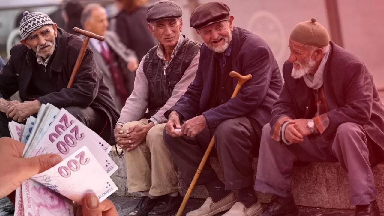 Bayram ikramiyeleri yatmaya başlıyor! Emeklinin gözü bu haberde...