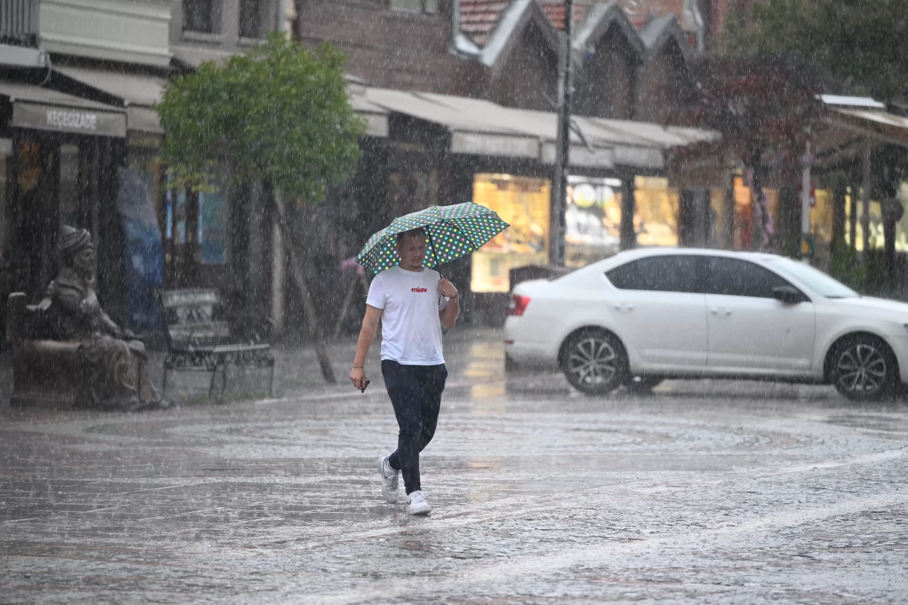 Edirne'de sağanak etkili oldu