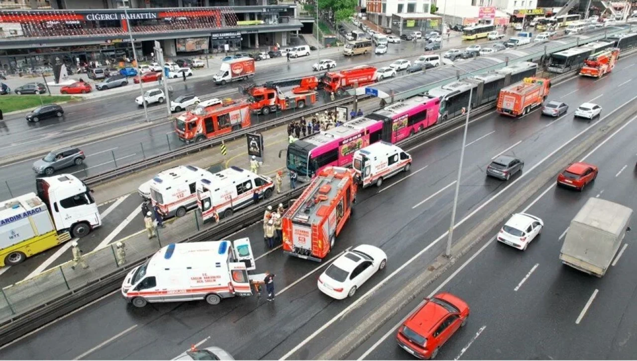 Metrobüs kazasında yaralanan 56 kişi taburcu edildi