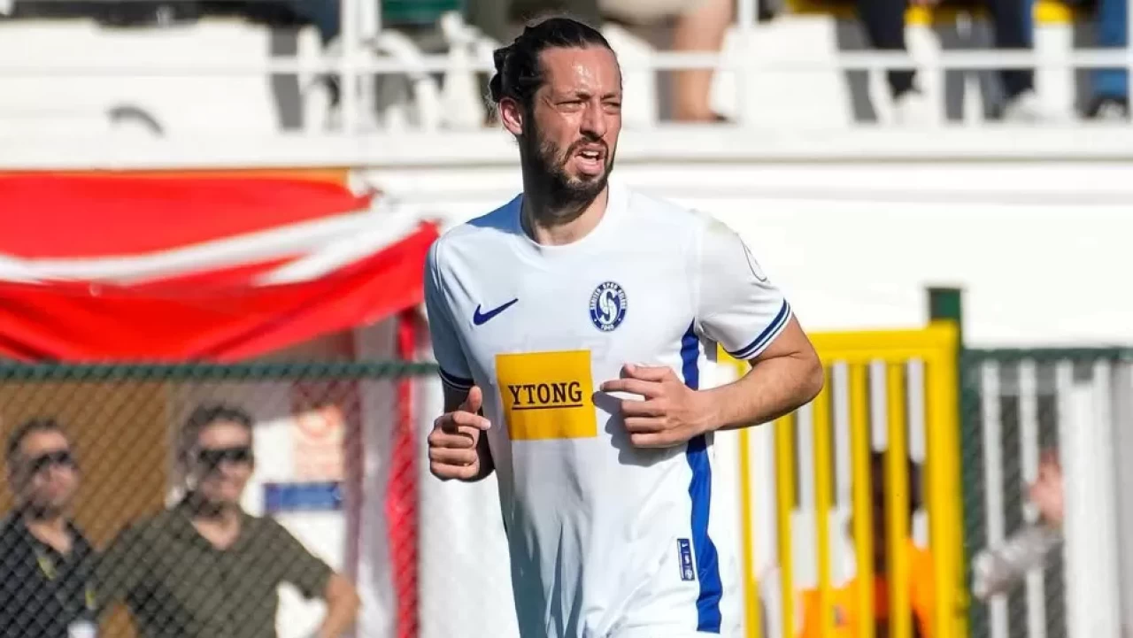 3. Lig şampiyonu Bursaspor transferi açtı: Taha Batuhan Yayıkcı ile sözleşme imzaladı