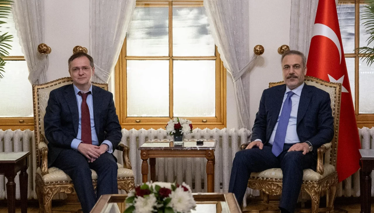 Kritik görüşme sona erdi! Hakan Fidan ve Rus heyeti barış için masaya oturdu