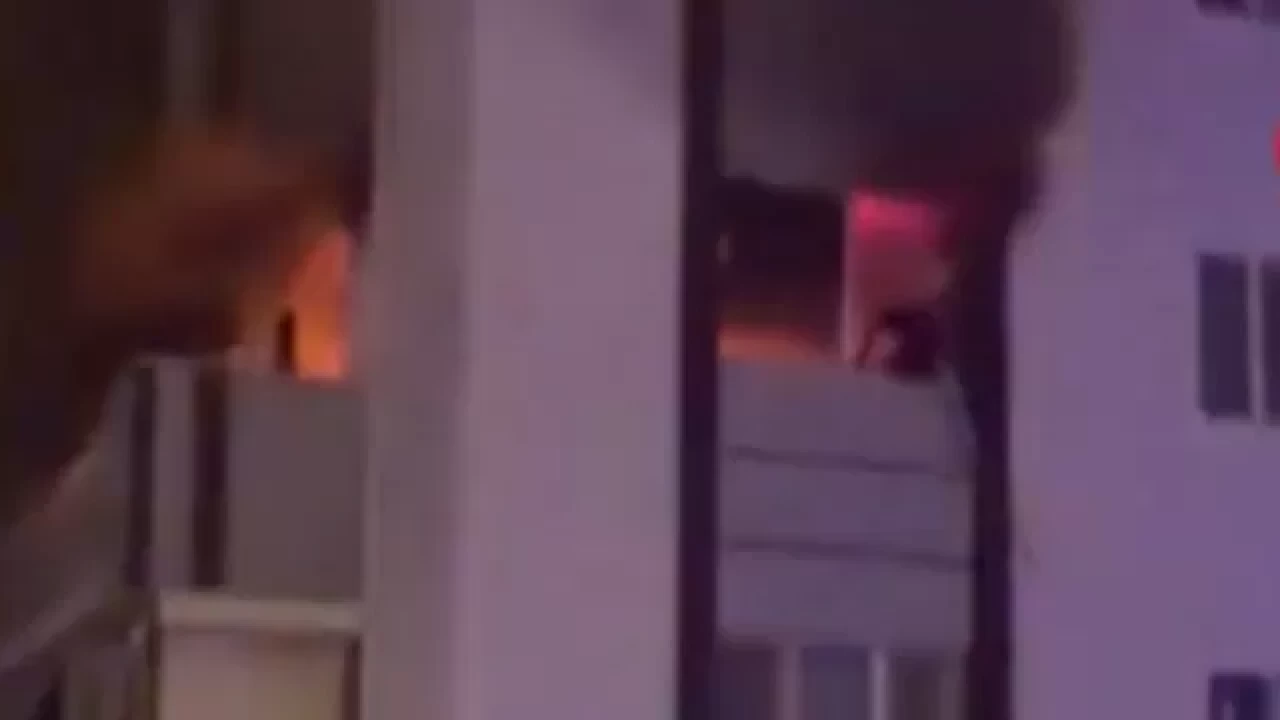 Yalova'da çöp evde yangın faciası: Karı-koca hayatını kaybetti