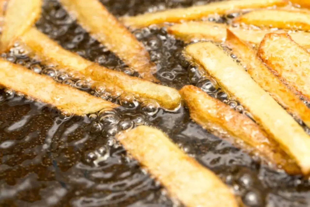 Aynı Kızartma Yağı Kaç Kez Kullanılır? Uzmanlardan Kritik Uyarı!