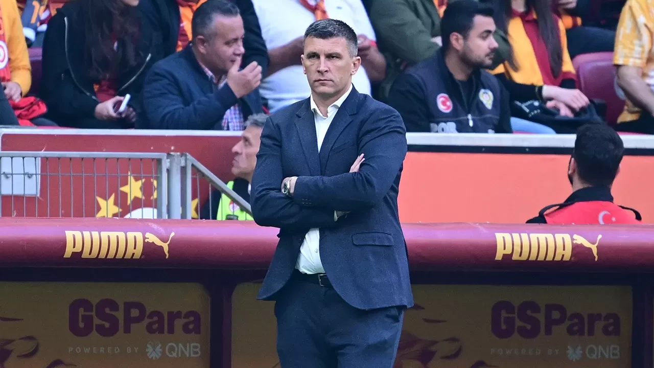 Kayserispor Başkanı Açıkalın’dan Jakirovic açıklaması: “Akıl karıştırmak gibi bir yol izlenmesi yadırganacak bir durumdur”