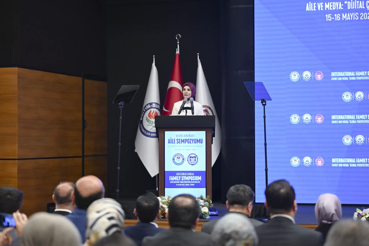 Bakan Göktaş'tan güçlü gelecek mesajı: Aileleri her türlü riskten koruyacağız!