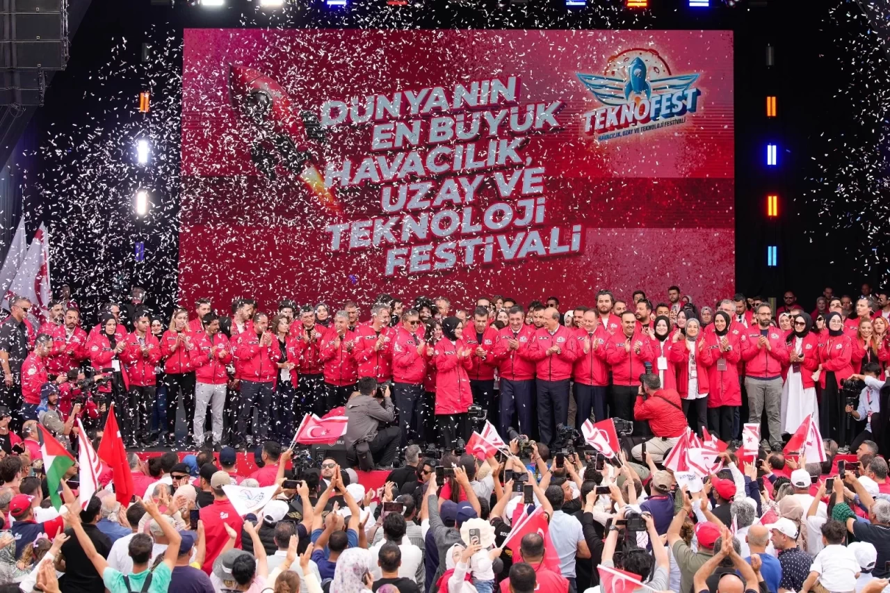 TEKNOFEST KKTC 225 bin ziyaretçiyle tamamlandı