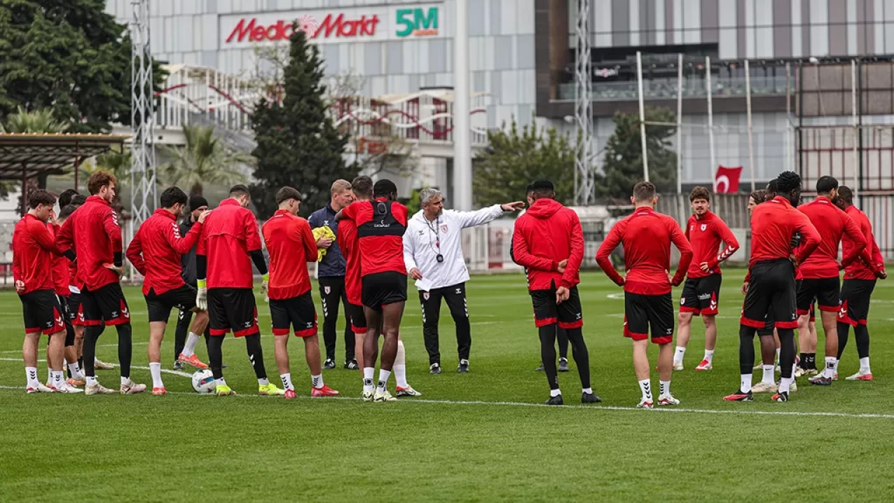 Samsunspor, Süper Lig'deki Eyüpspor maçı hazırlıklarını tempolu sürdürdü