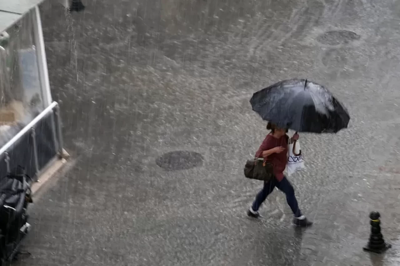 Muğla’da adeta gök gelindi: Vatandaşlar hazırlıksız yakalandı