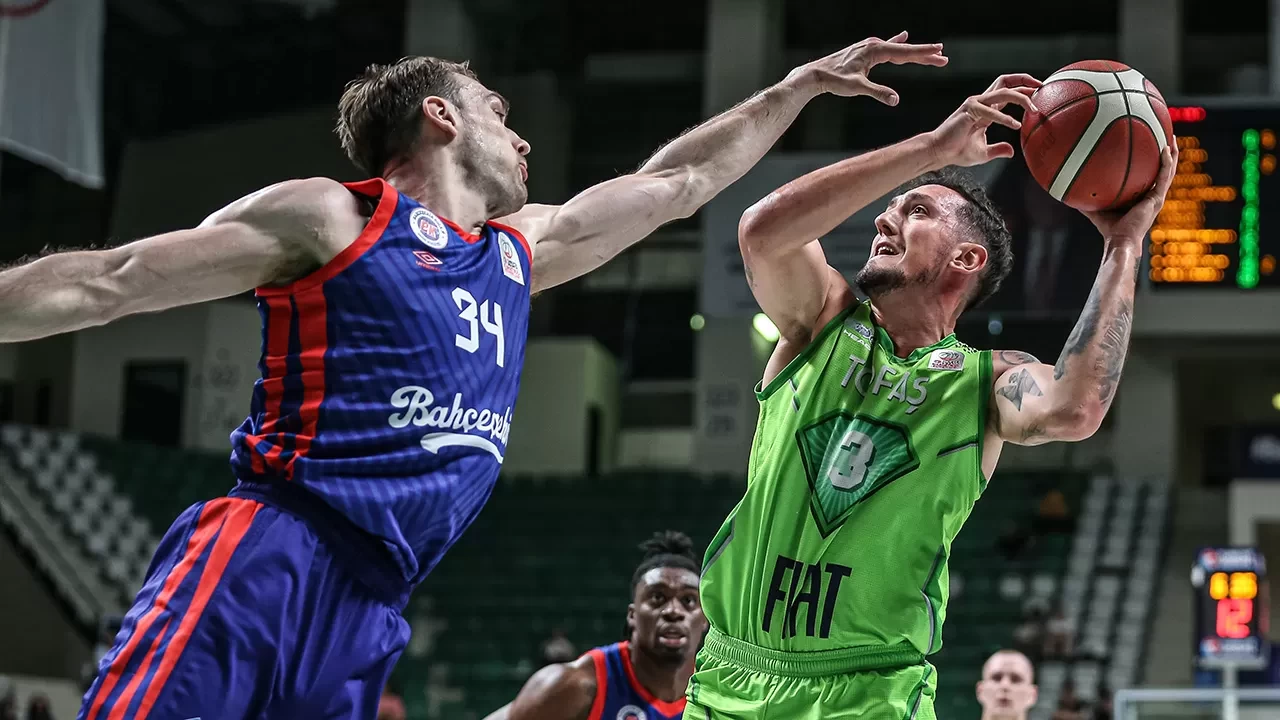 Tofaş seriye galibiyetle başladı | Basketbol Süper Ligi'nde Tofaş 94-80 Bahçeşehir Koleji