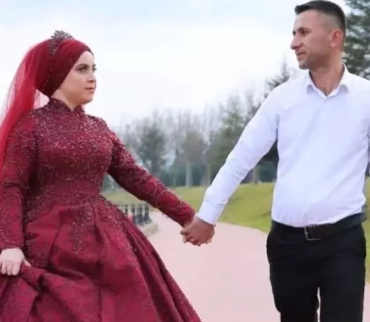 Erbaa'da cinnet geçiren abi yengesini öldürdü, kardeşini yaraladı