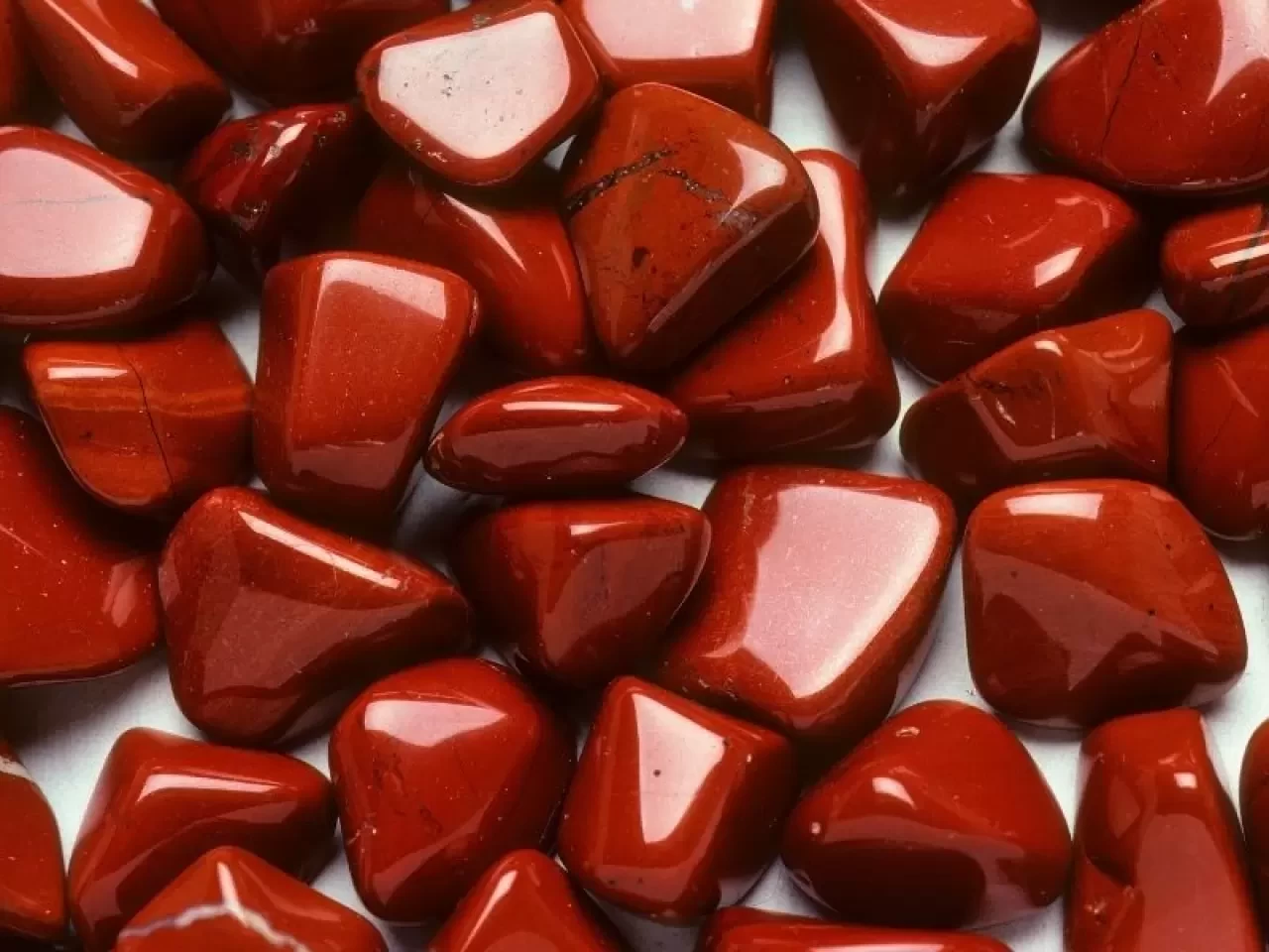 Jasper Taşının Faydaları: Güç, Denge ve Şifa İçin Mükemmel Bir Seçim